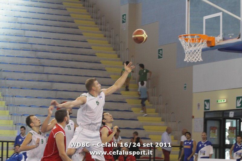 110923 basket 111_tn.jpg